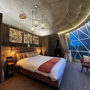 Id Glamping De Coude Scheure Tente de luxe