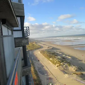 On The With Sea View Apartment